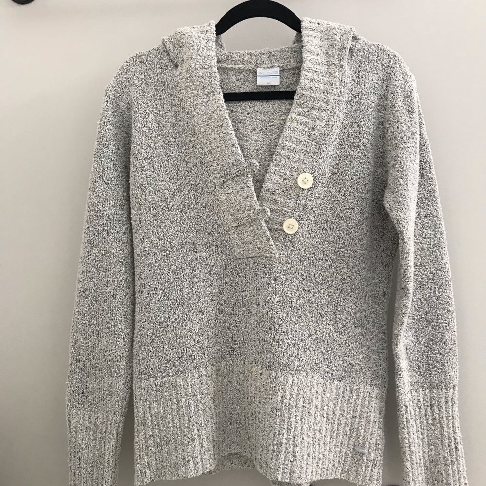Columbia hooded sweater